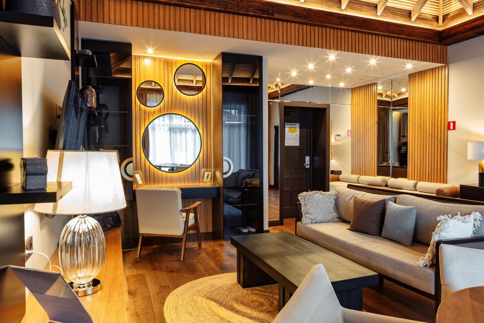 Дом У Озера Hotel Hồ Borovoye Ngoại thất bức ảnh