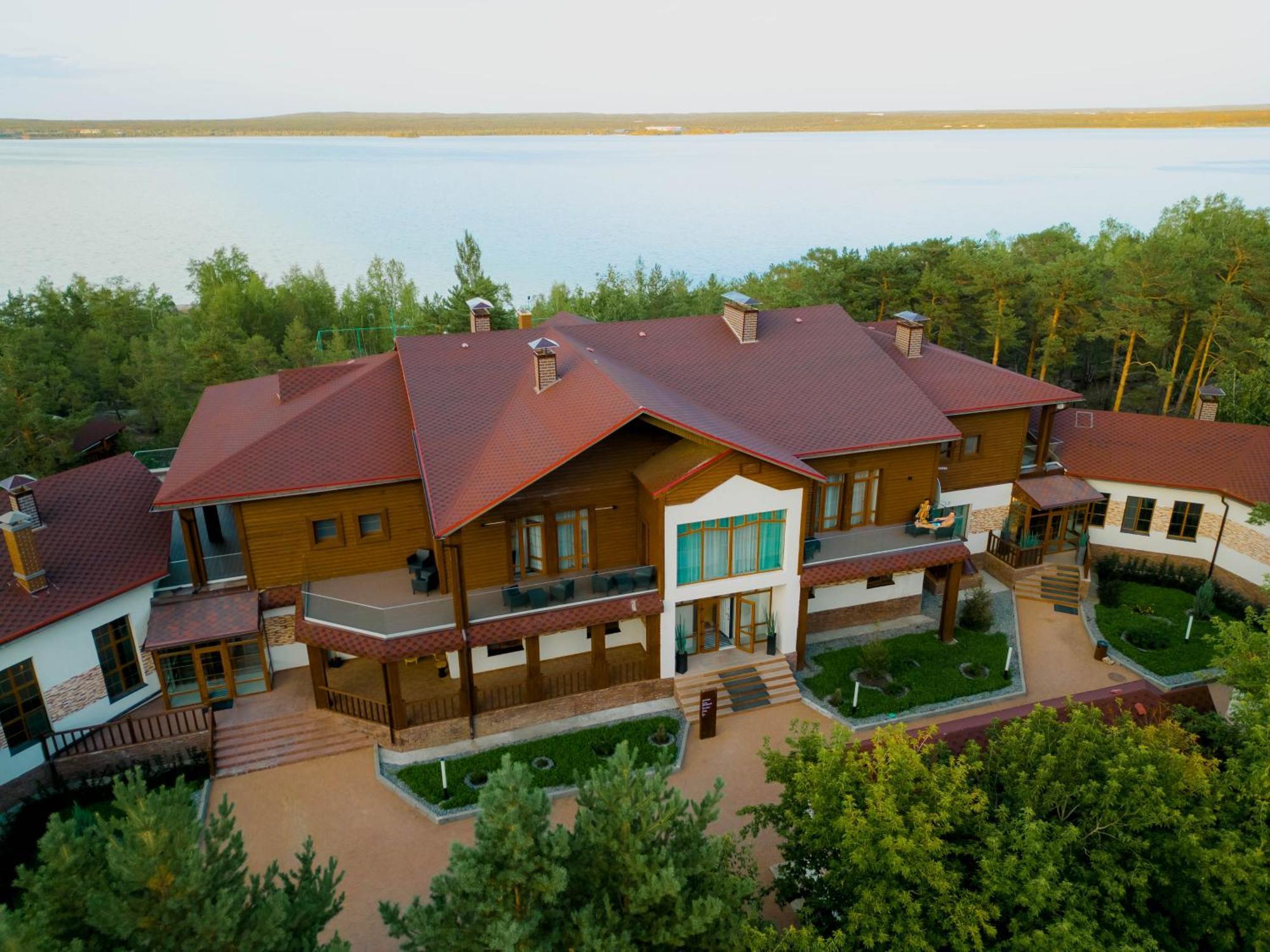 Дом У Озера Hotel Hồ Borovoye Ngoại thất bức ảnh